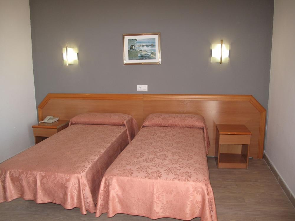 Hotel Reymar Мальграт-де-Мар Экстерьер фото